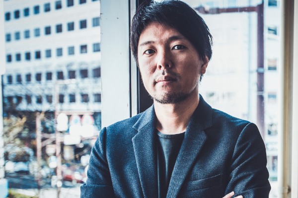 株式会社エテルナホールディングス 代表取締役　古賀知樹　様